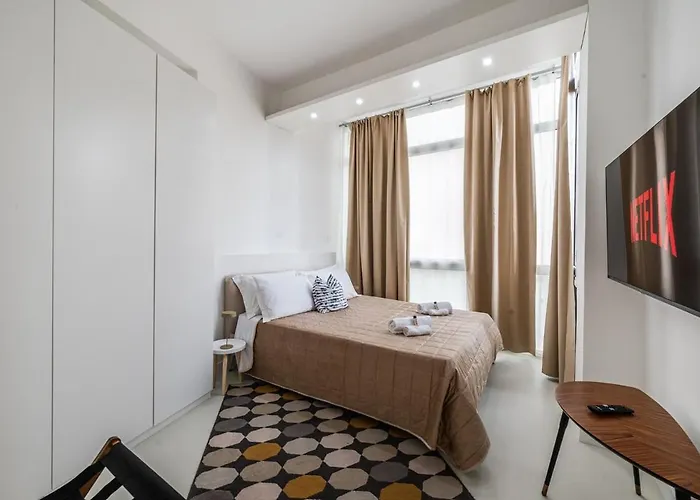 Centre - Spacious - Jacuzzi - Ac - Wifi * Roma