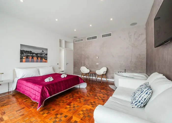 Centre - Spacious - Jacuzzi - Ac - Wifi Apartamento *