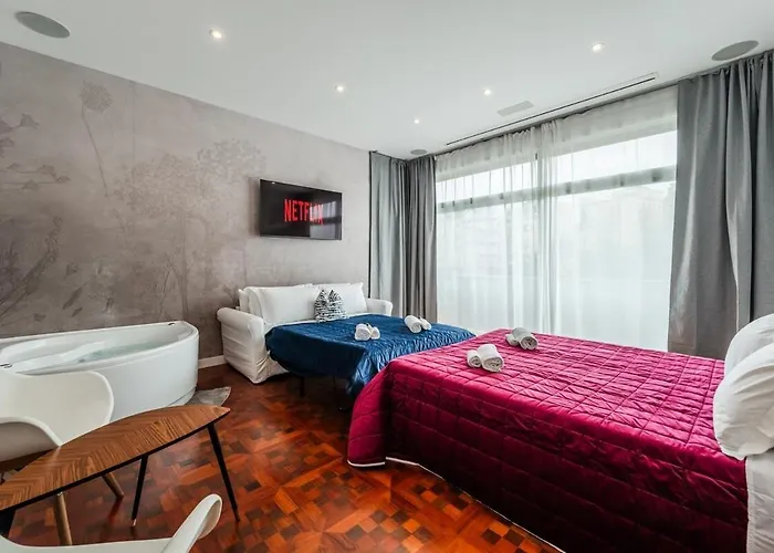 Centre - Spacious - Jacuzzi - Ac - Wifi Apartamento *